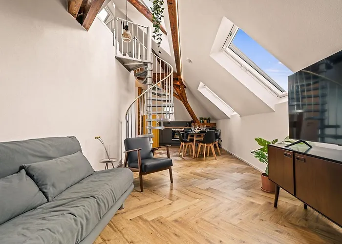 Maisonette-Wohnung Mit Freigelegtem Fachwerk