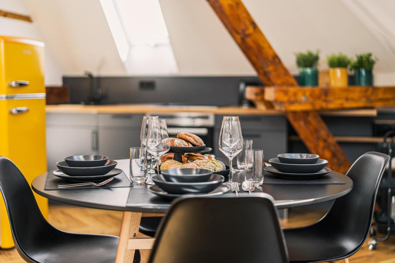 Maisonette-wohnung Mit Freigelegtem Fachwerk *